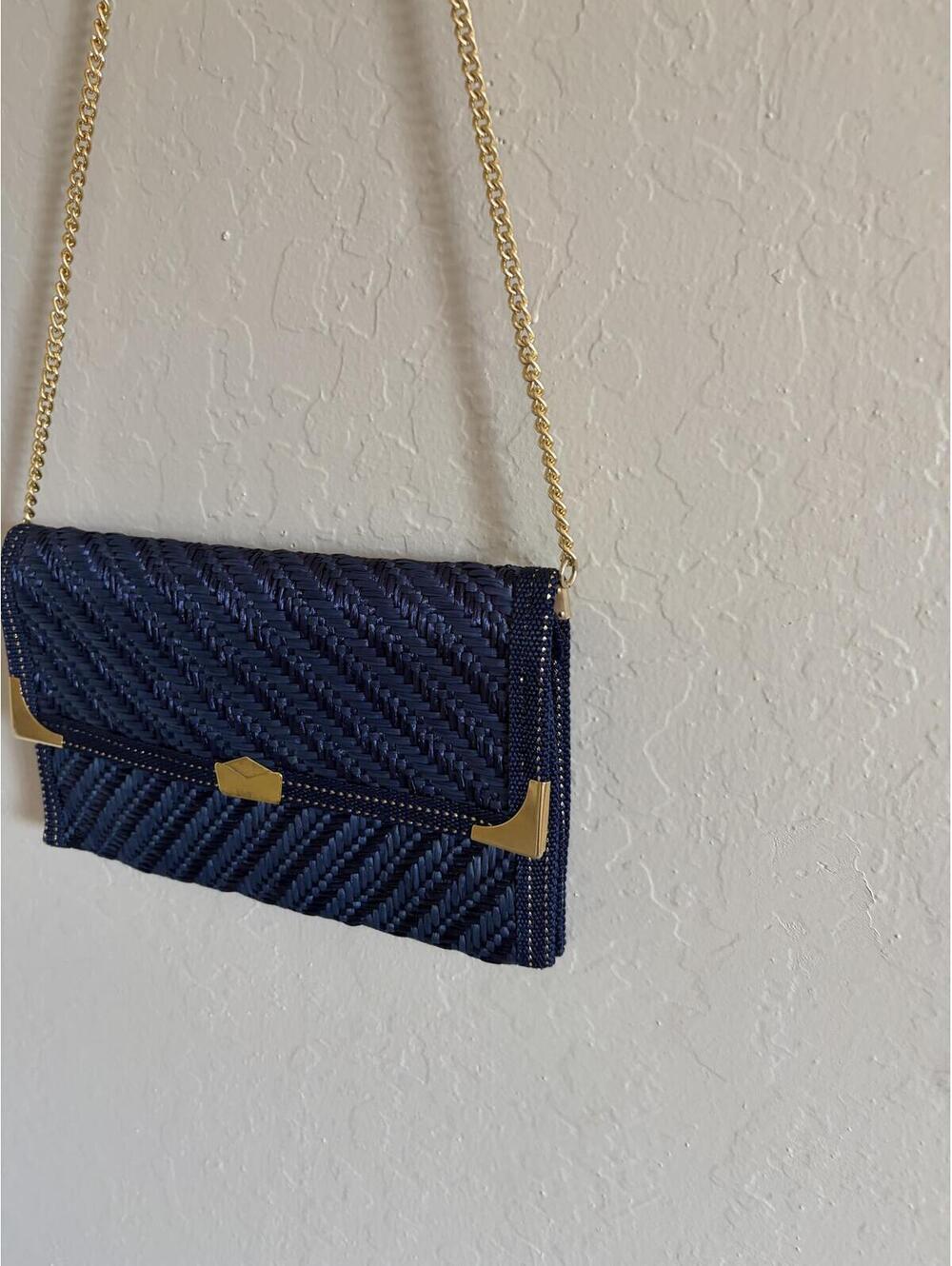 Boutique state shoulder bag
